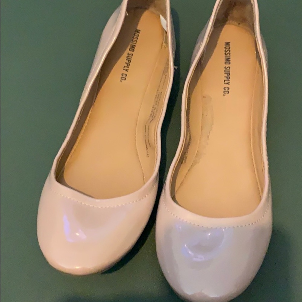 Mossimo flats